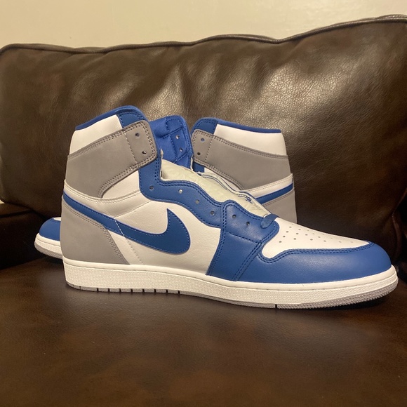 Air Jordan 1 High